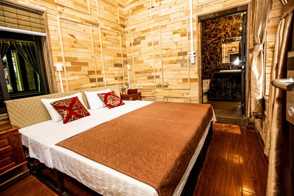 Ha Giang Creekside Homestay & Hostel