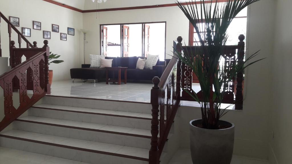 Ploy Villa photo