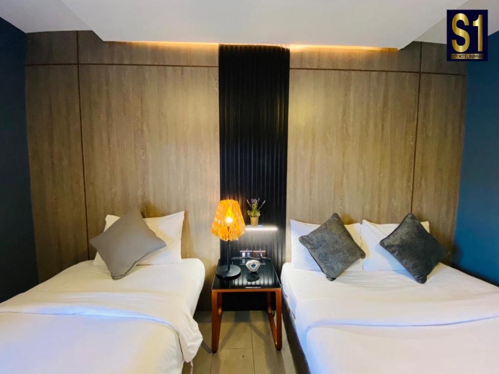 S1 City Hotel photo