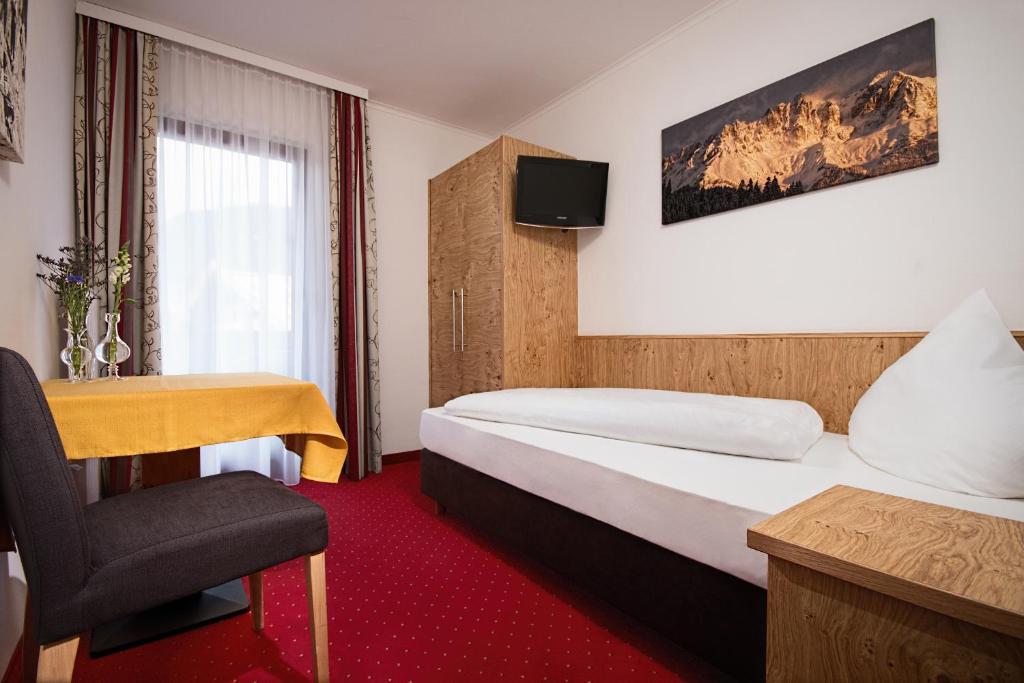 Hotel Resch photo