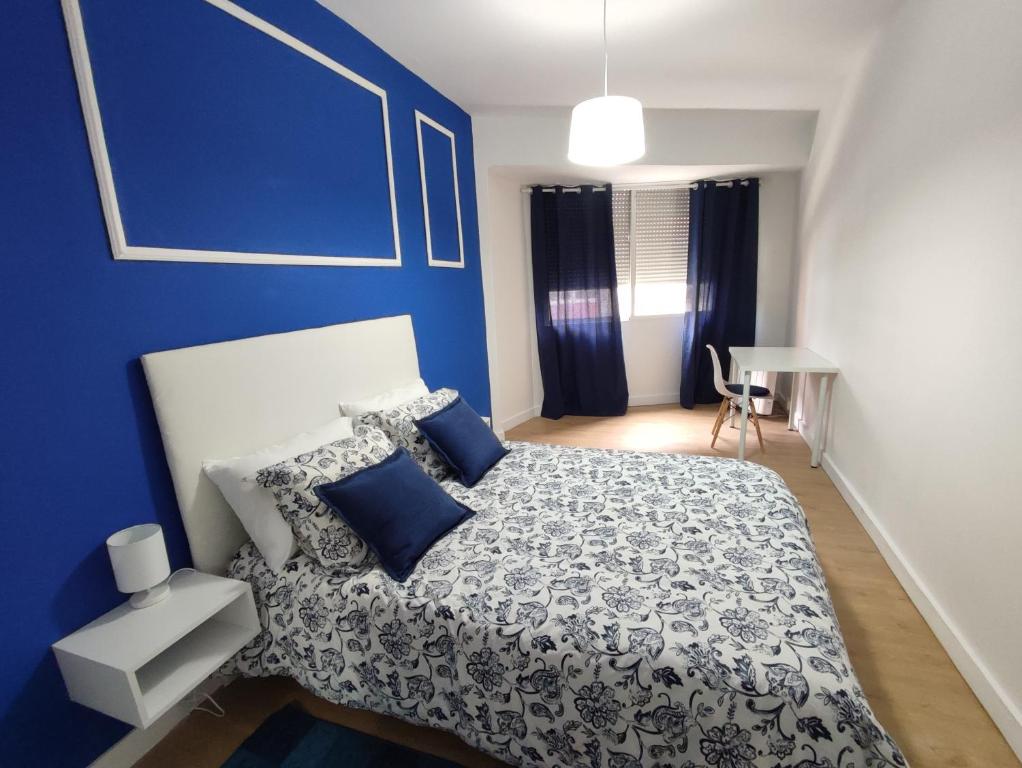 APARTAMENTO RECIEN REFORMADO EN EL CENTRO DE VILAGARCÍA DE AROUSA. - 1