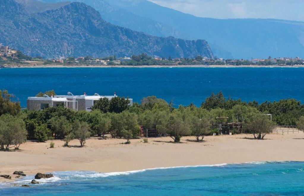 Cedar Bay Beachside Villas photo