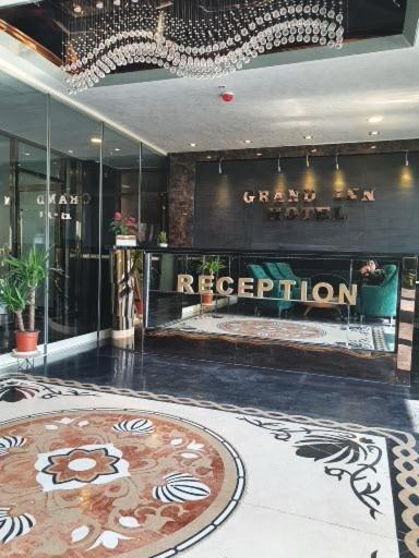 Hotel Grand Inn photo