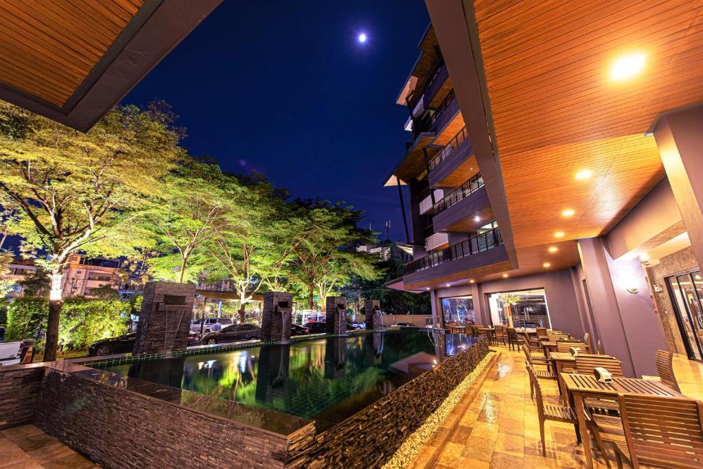 Exterior view, The Proud Exclusive Hotel in Nakhon Pathom