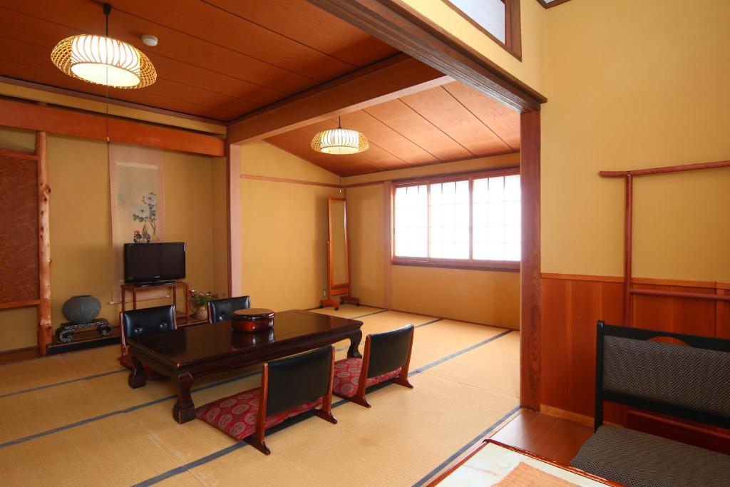 Facilities, Chitosekan in Nagano