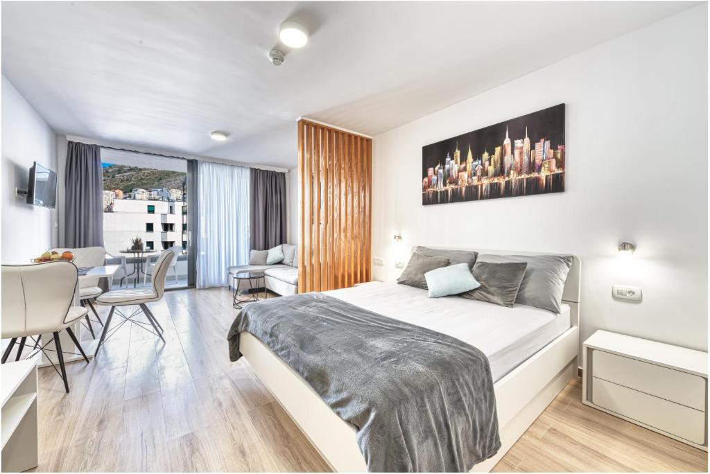 Studios Manhattan, Dubrovník