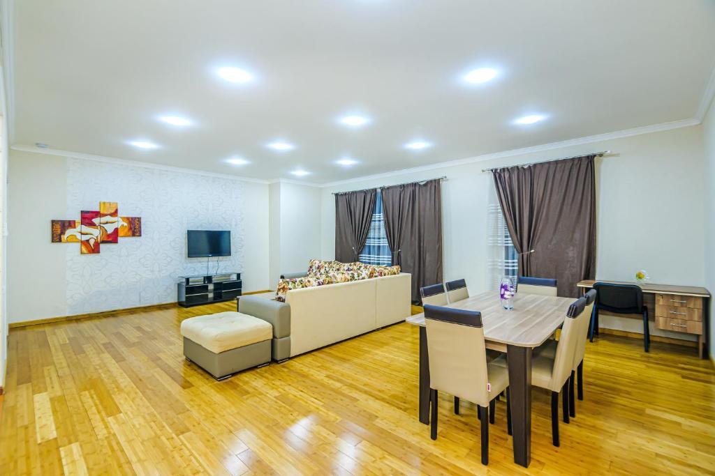 Park Azure and Megafun, Baku