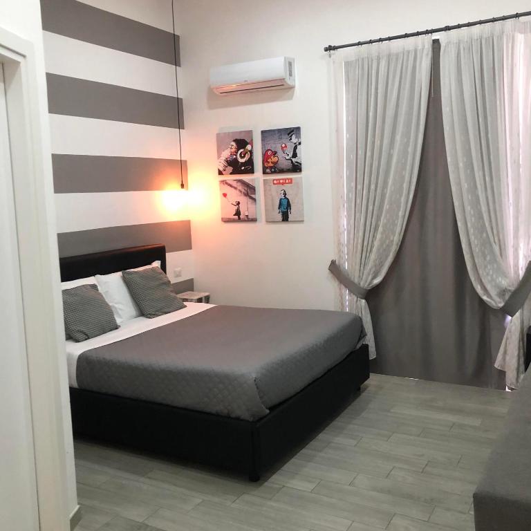 Napoli DownTown — Hotel in Naples