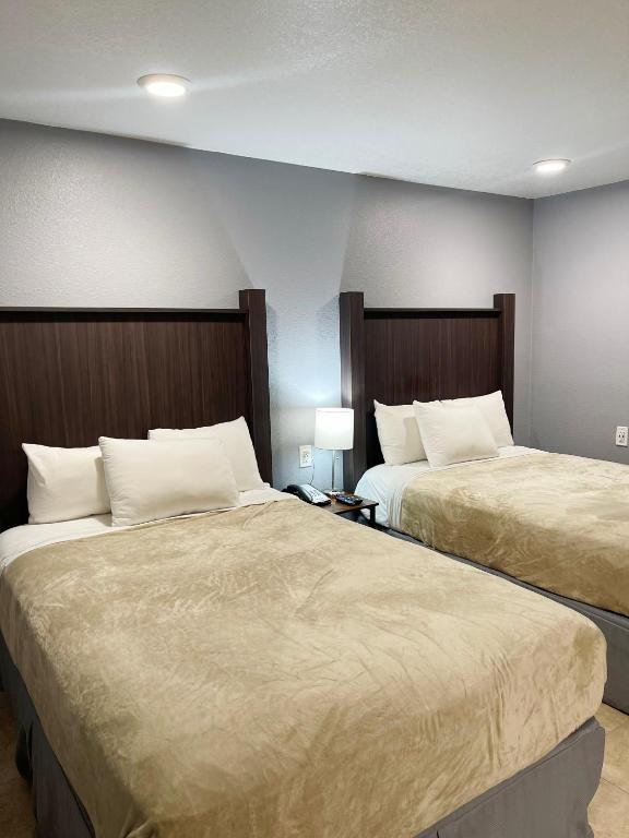 Celebration Suites — Hotel rooms in Kissimmee, Florida