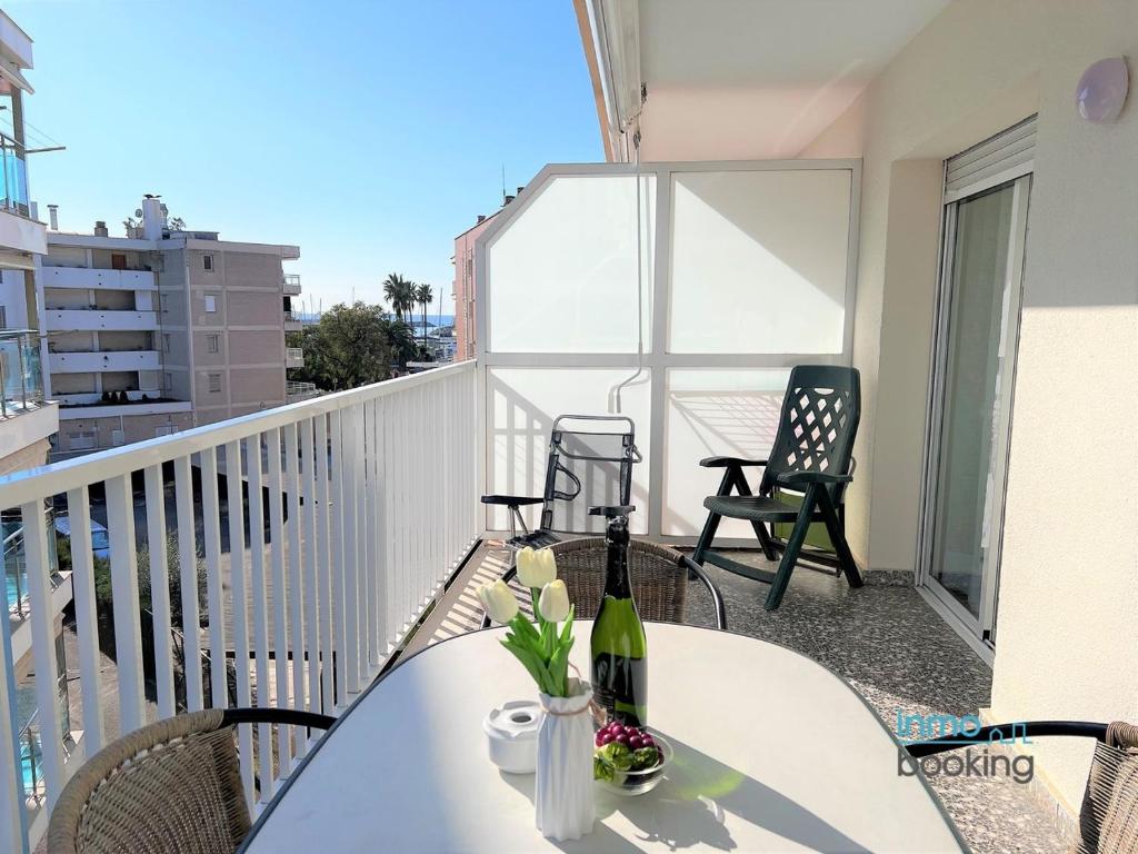 Eden Mar cambrils,climatizado , wifi y playa - 1
