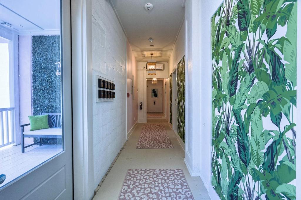 The Oleander Hotel Room 6 photo