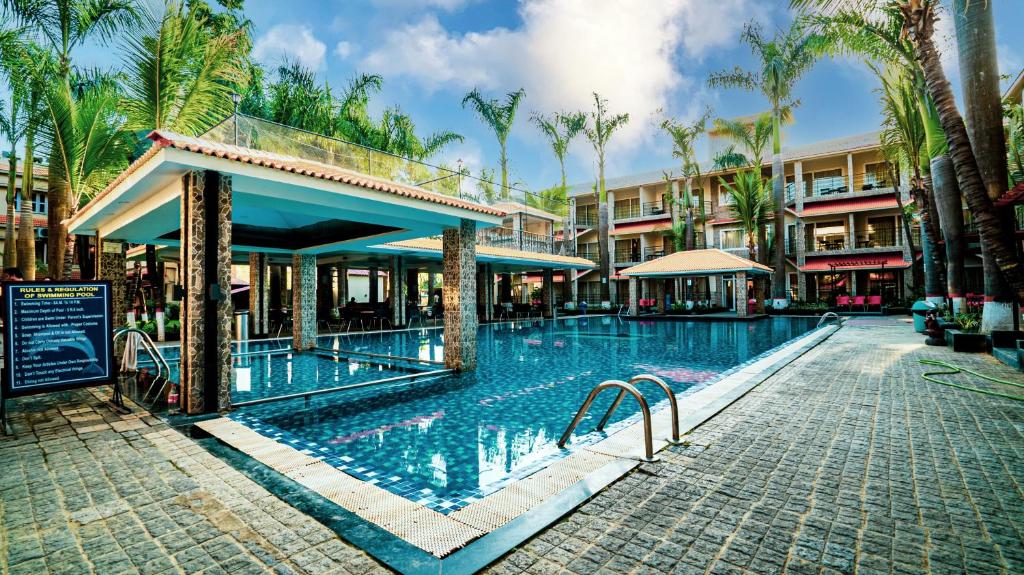 スイミングプール