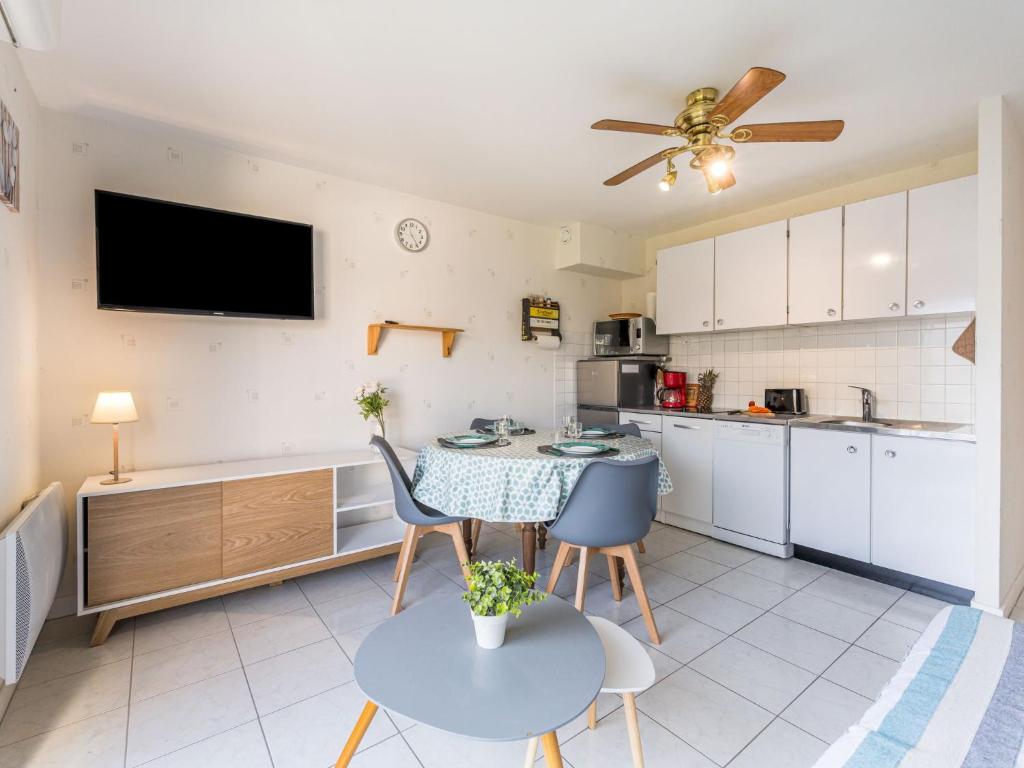 Apartment Les Ecureuils by Interhome - 2