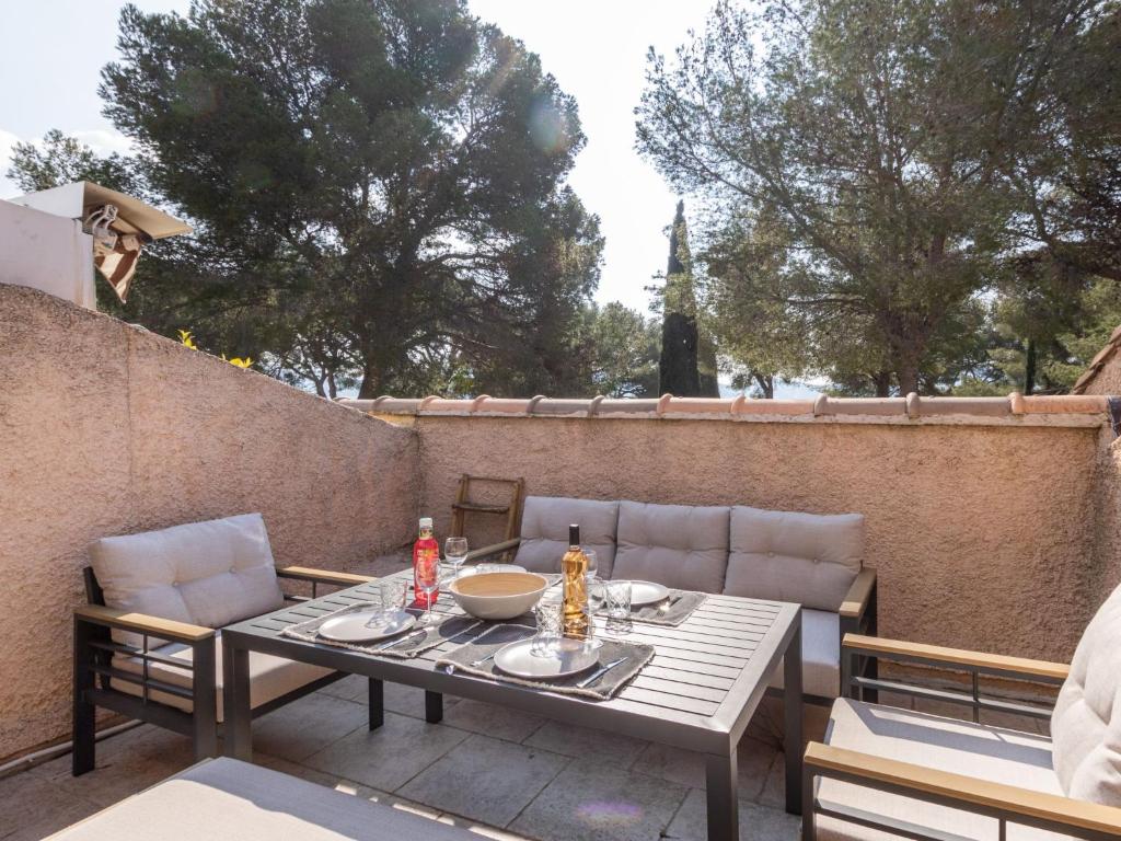 Apartment Les Hauts du Port-2 by Interhome, Saint-Cyr-sur-Mer