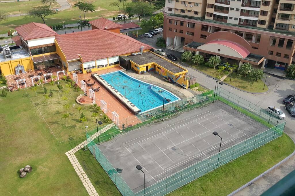 D Savoy 3 Bedroom Condo within Famosa Resort photo