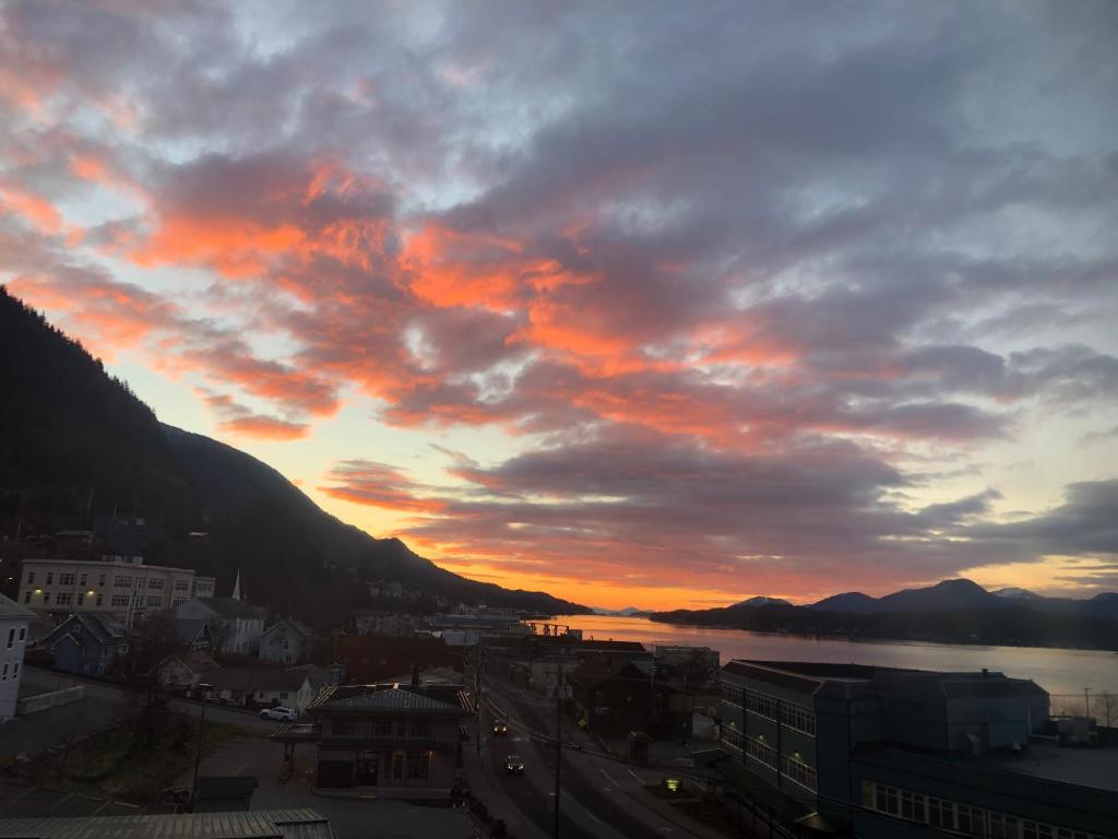 Ketchikan Condo with Fantastic View!
