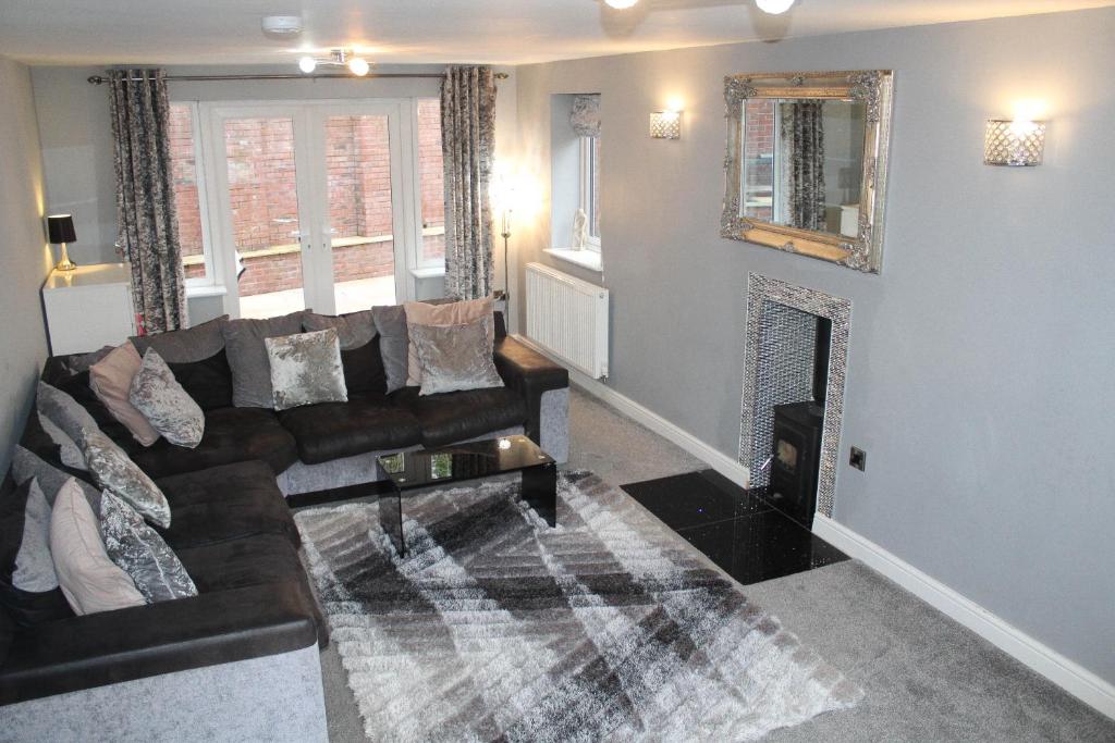 Nant House, Wrexham photo 2