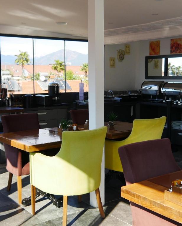 Nefis Hotel City photo