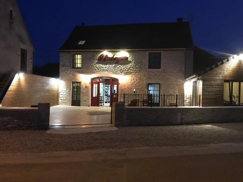 L'Aubergiste，位于Corcelles-les-Arts的酒店