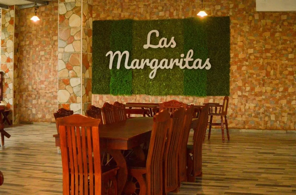 Hotel y Restaurante Las Margaritas，位于Perquín的酒店