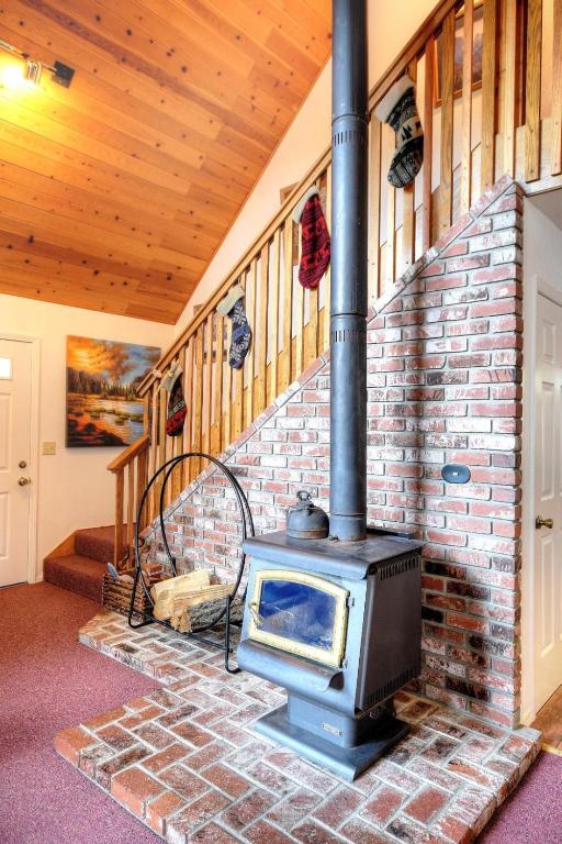 Christmas Cabin photo