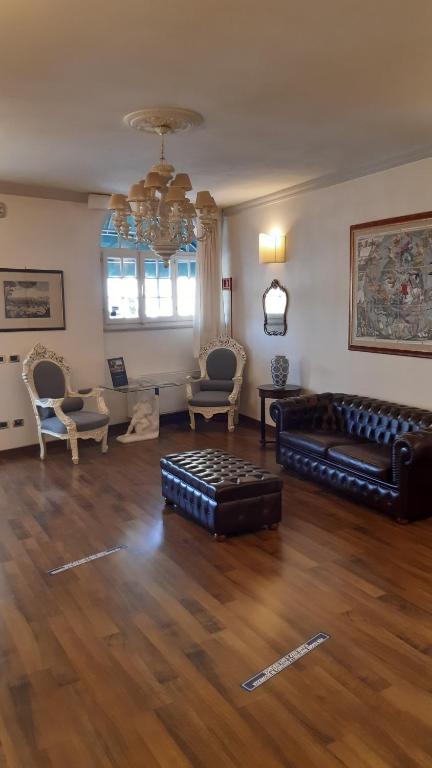 Albergo Moderno photo