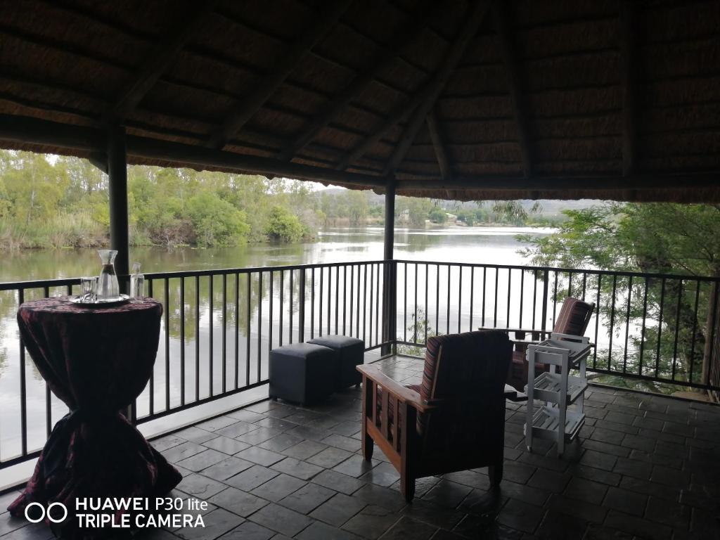 Willow Banks Lodge photo