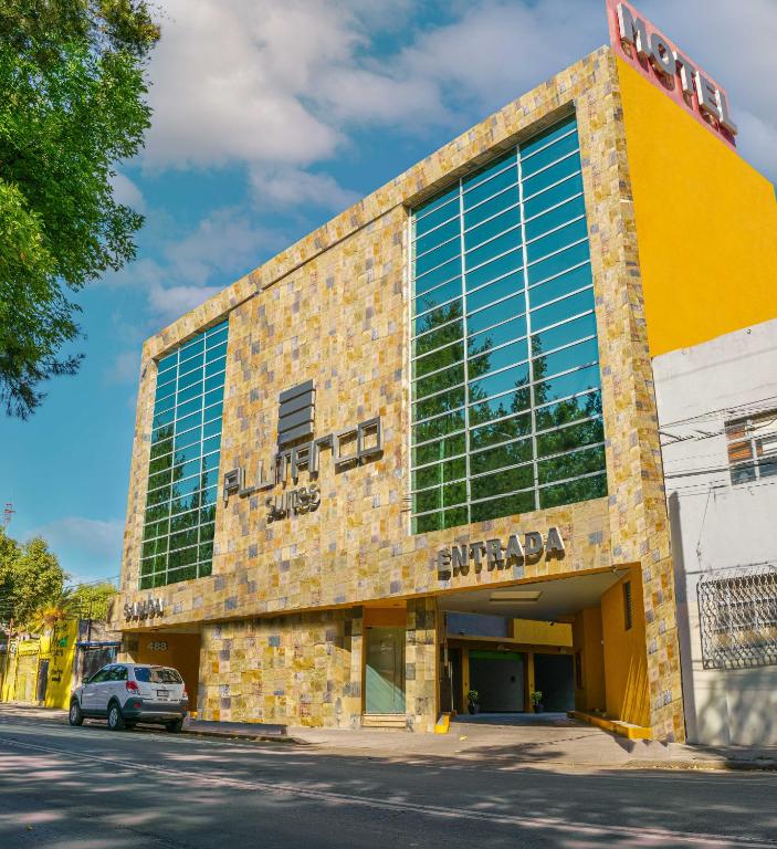 Plutarco Suites photo