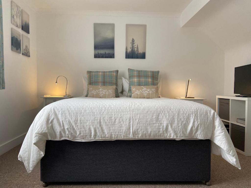 Port Side Brixham - Ideal seaside getaway - parking - wood-burner - dog friendly - photo 2