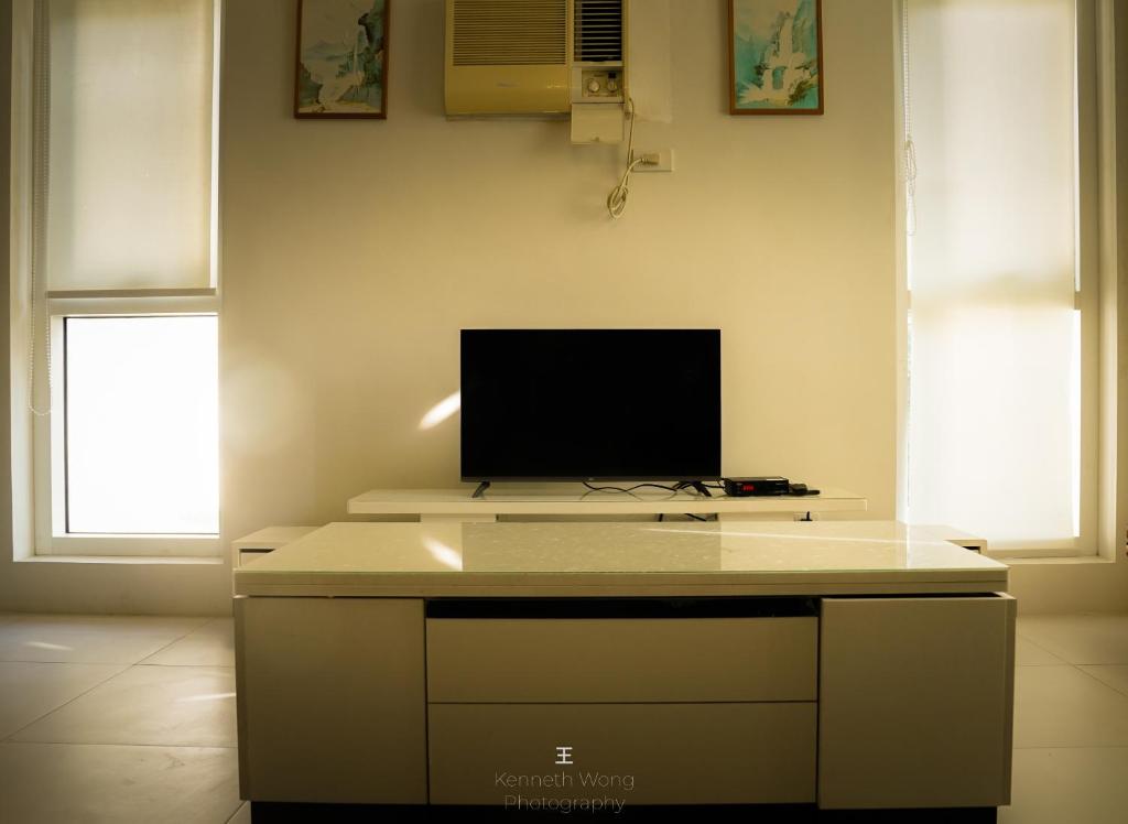 Pico de Loro Cove Hamilo Coast, Apartment 519, Corner Studio Unit, Jacana B Condominium — Hotel in Nasugbu