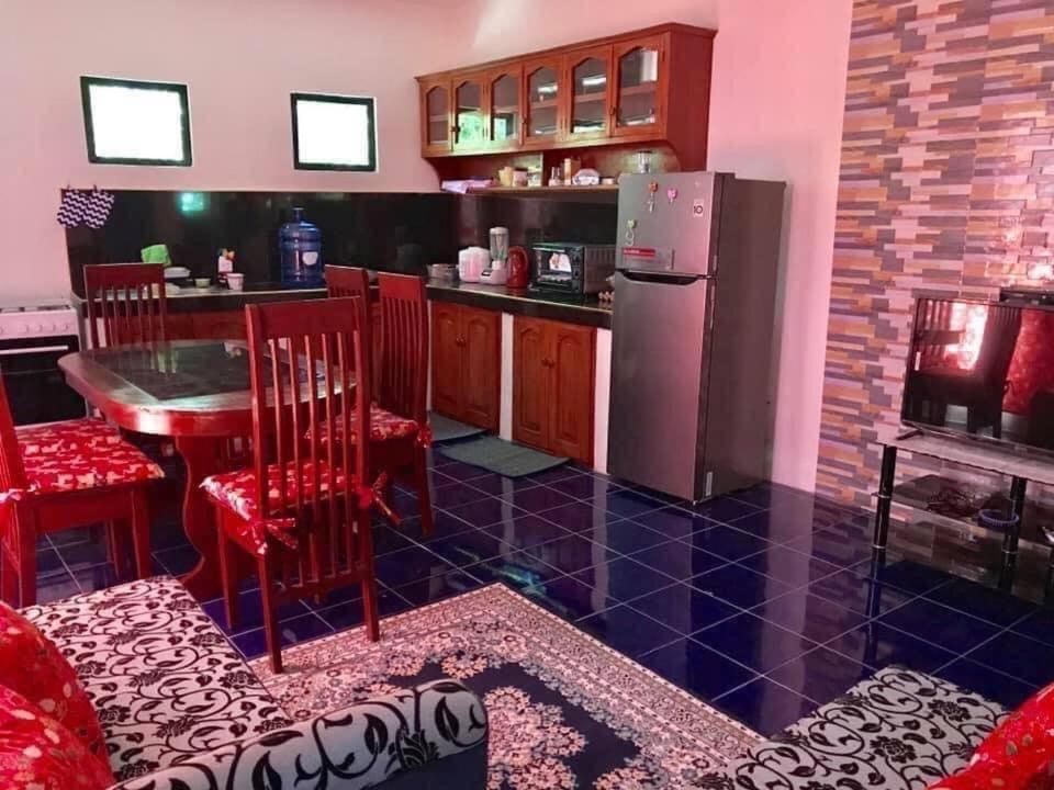 Bayabas,DigFamilyApartment Fully Furnished Near Tandag City photo