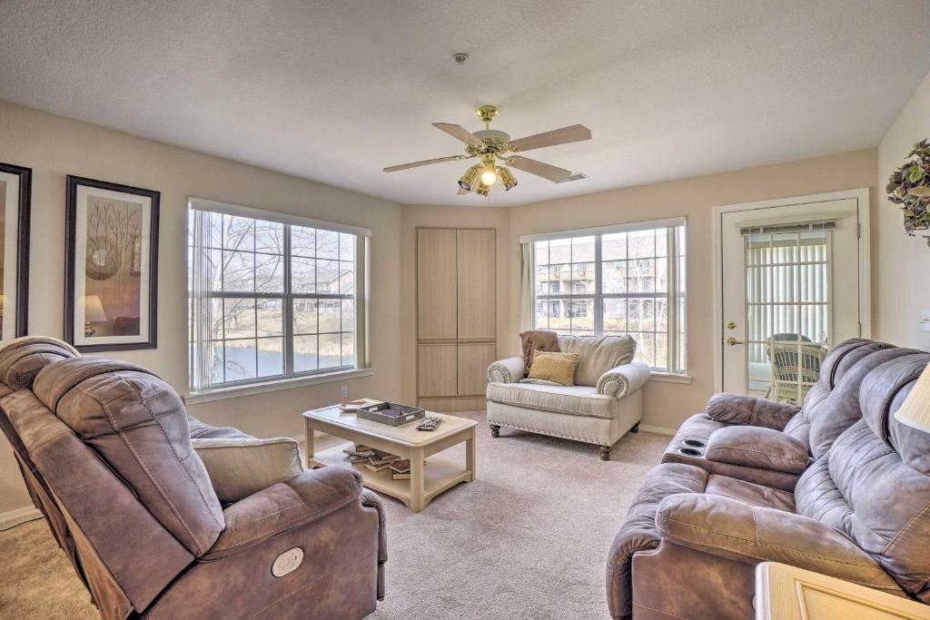 Branson Condo with Sunroom Near Downtown!, Branson