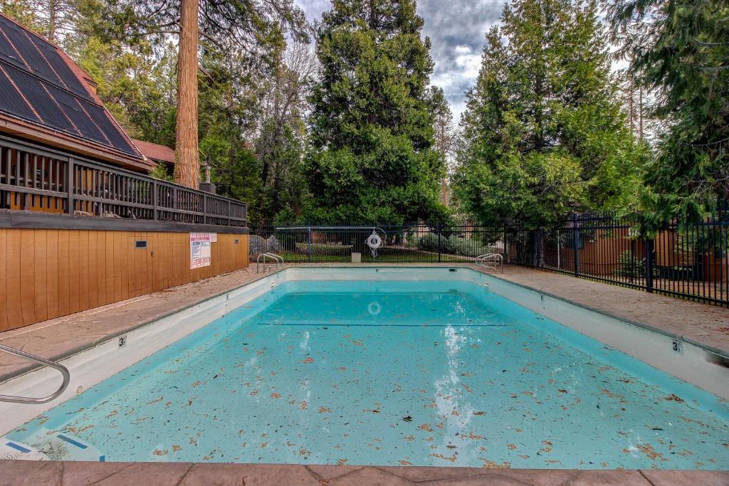 Living Pines Condominium photo