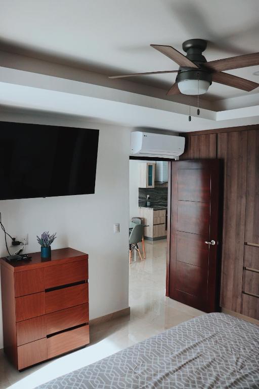 Nuevo Ap. Piso 15; vista al mar, alberca y jacuzzi - 4