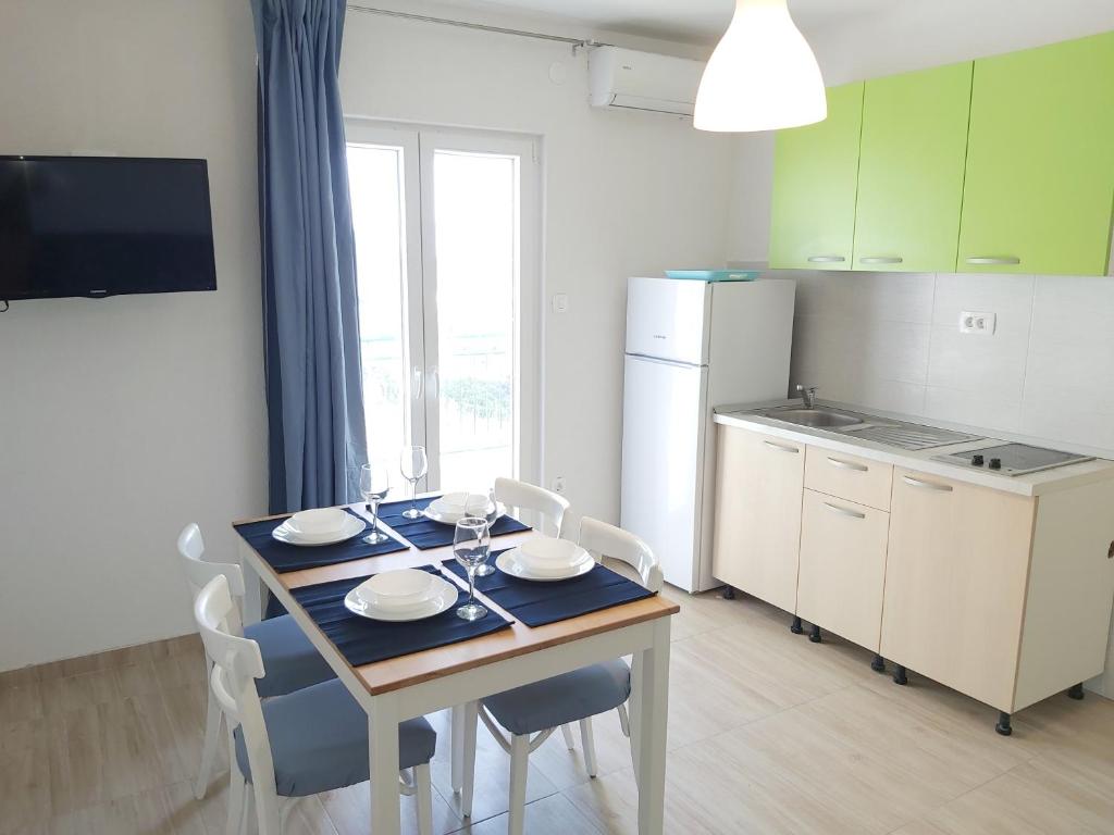 Apartman Ariana, Gradac