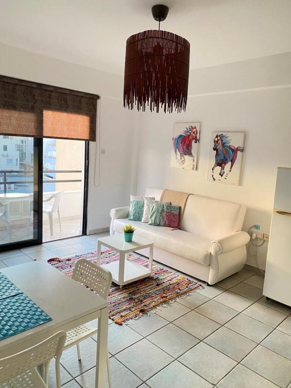 Krasas Beach Apartments photo