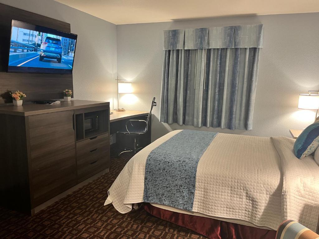 Garnett Hotel & RV Park photo