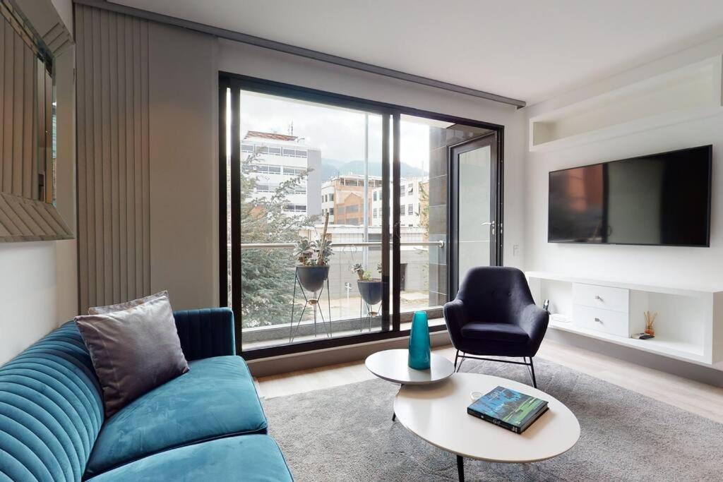 EXCLUSIVO Y LUJOSO APTO AREA 93 — Hotel in Bogotá