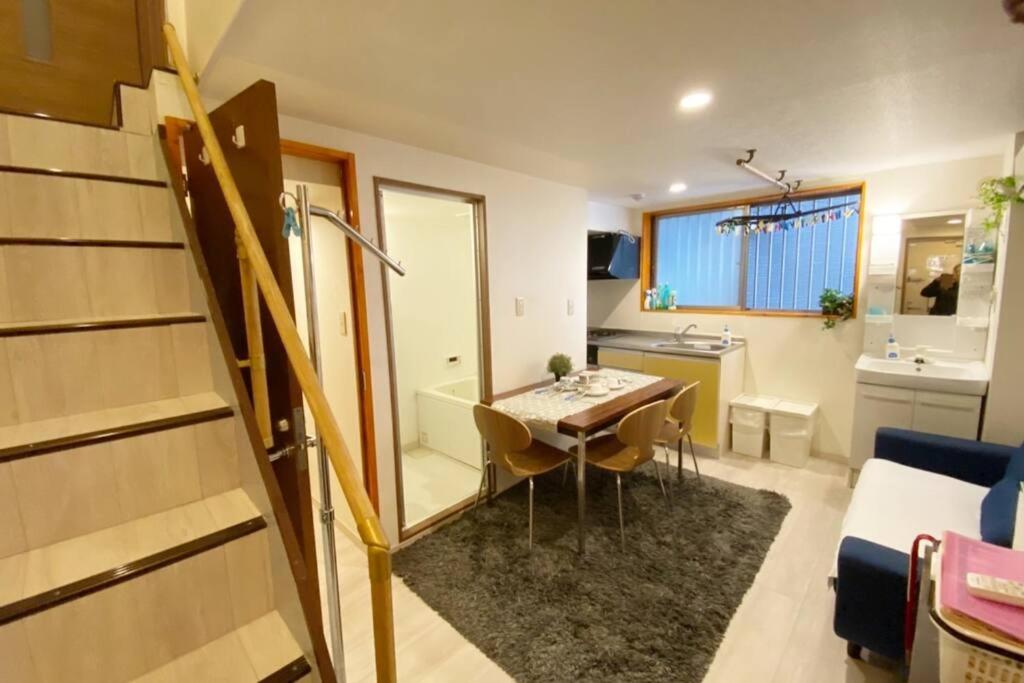 Takemura Building 105