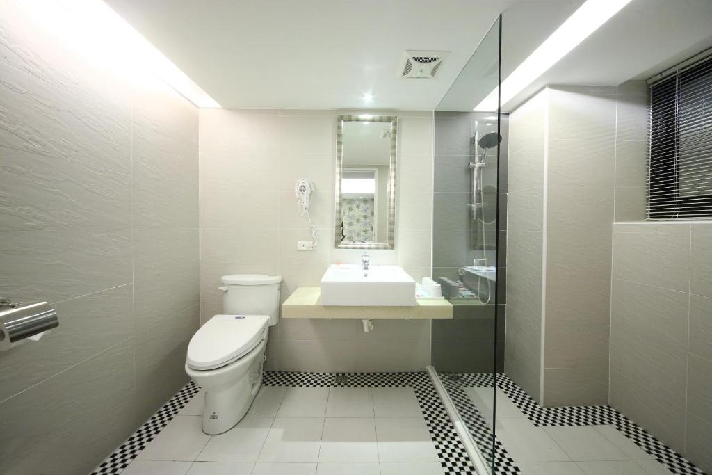 Idol Hotel photo