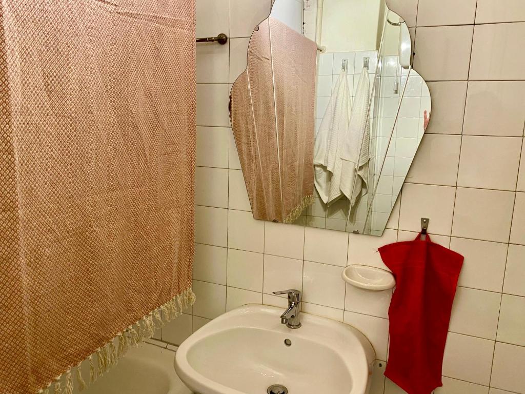 Lovely cosy Art flat at city center photo