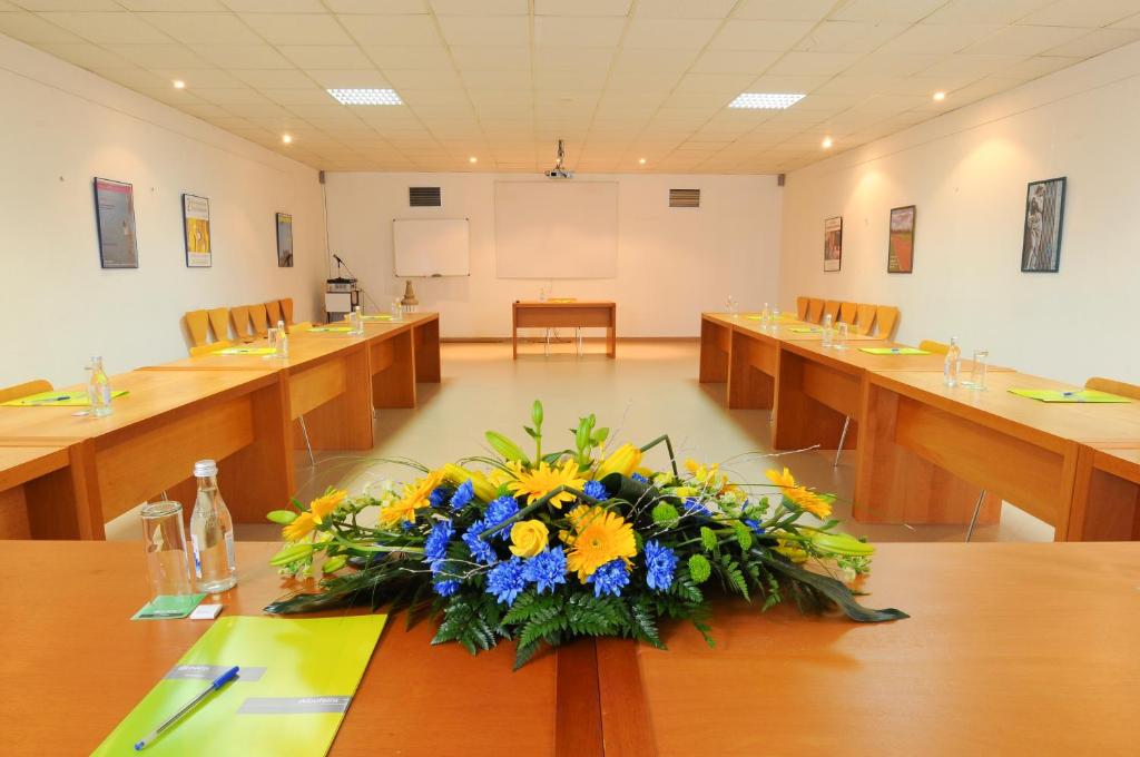 Business center