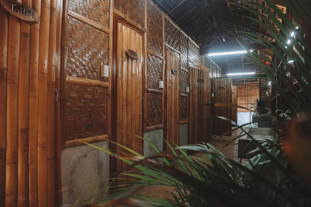 Shower, Fable Hostel in Siquijor Island