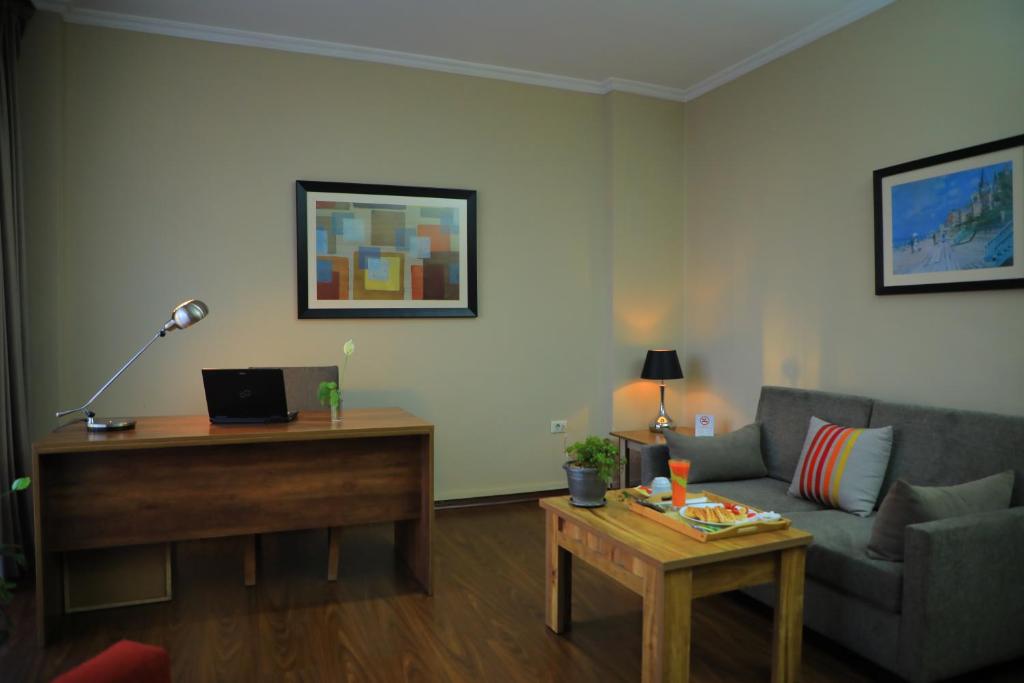 Victoria Guesthouse Addis photo