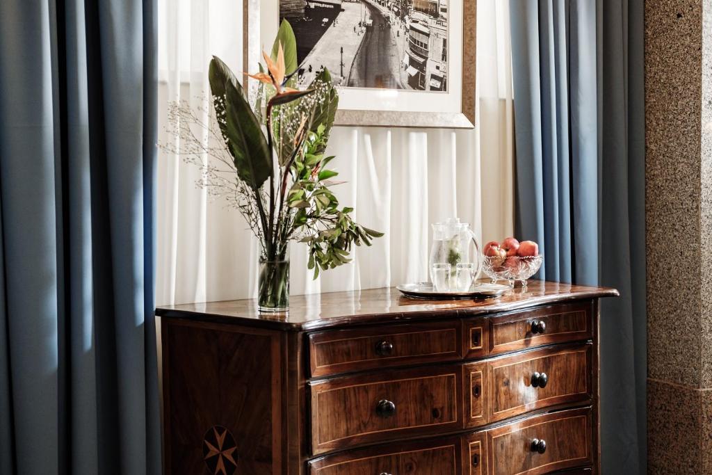 フロント・ロビー