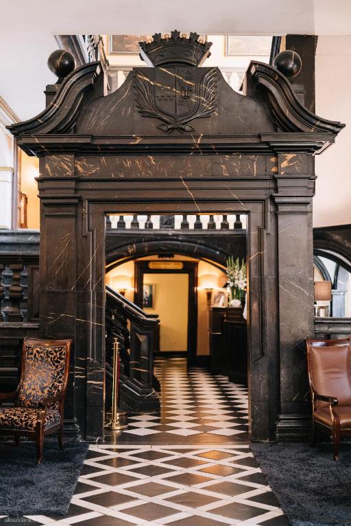 Schlosshotel Hugenpoet photo