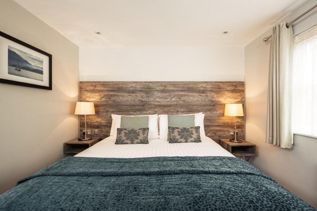 The Waterfront Hotel Spa & Golf photo