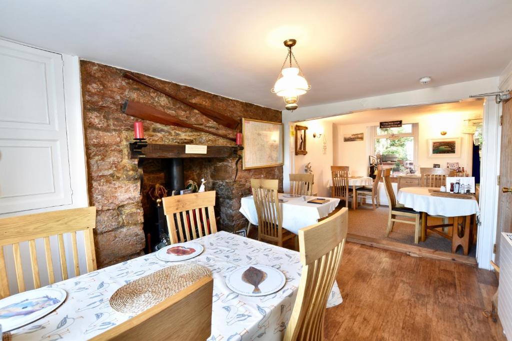 Sampford Harbour Side Guest House 전경