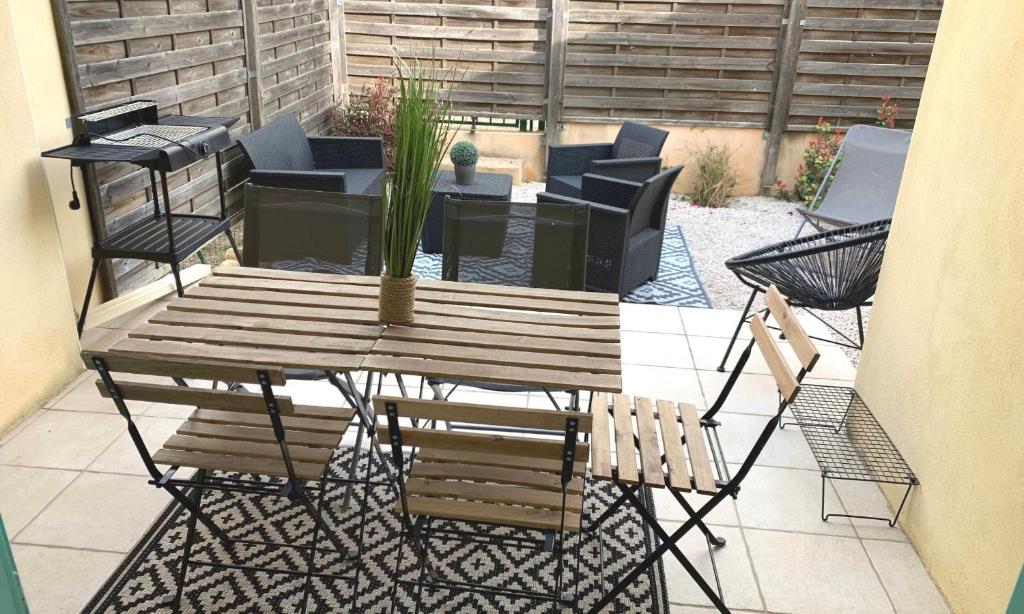 Maison T4 -Jardin+ Parking+ Clim -Proche Remparts - 4
