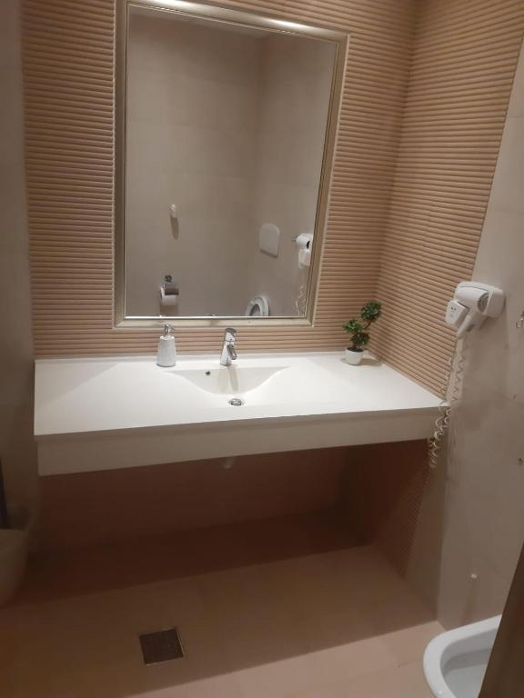 Rin Grand Hotel photo